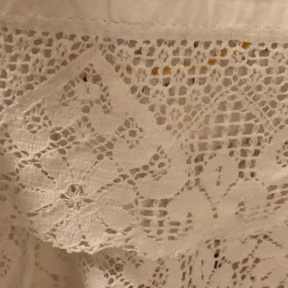 Vintage Embroidered Luncheon Cloth - Kitchen Tablecloth - Dining - Lace - Picture 7 of 10